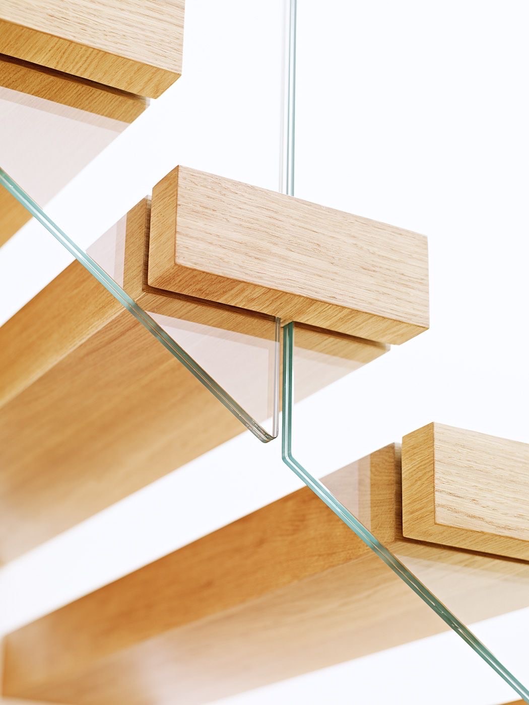 Cantilever detail